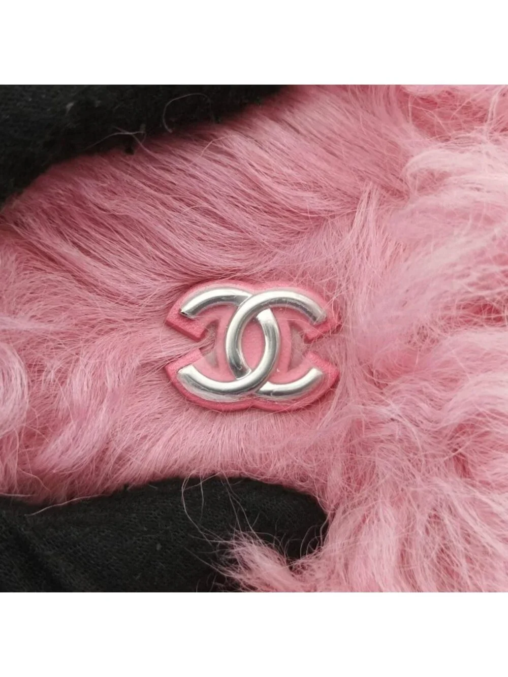 Chanel Shearling CC Hook Card Holder Pink Wool
